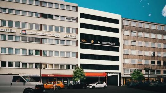 am Schlosstheater - 17