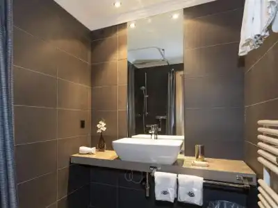 Central, Spa & Lounge Bar - 46