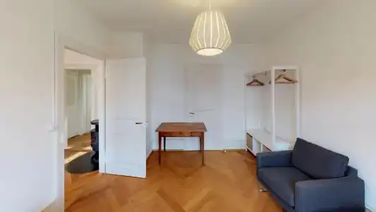 Unique Serviced Living at Airport Line - 36
