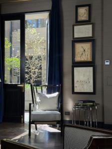 The Singular Santiago - 7