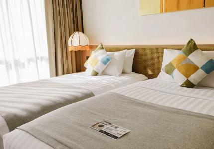 The Lantern Resorts Patong - 40