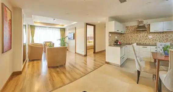 Crowne Imperial - 110