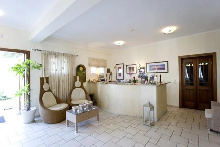 Ostria - 1