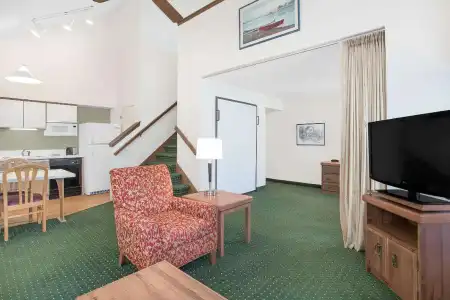Hawthorn Extended Stay by Wyndham Green Bay - 26