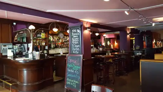 Old Quarter - 14