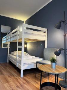 Blue Doors Hostel Ktv - 30
