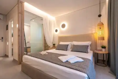 Mirablue Luxury Residences - 111
