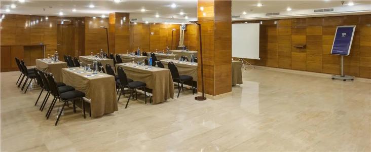 NH Barcelona Eixample - 28