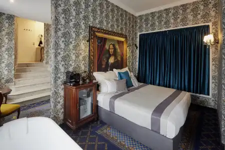 Mystery Budapest, Preferreds & Resorts - 5