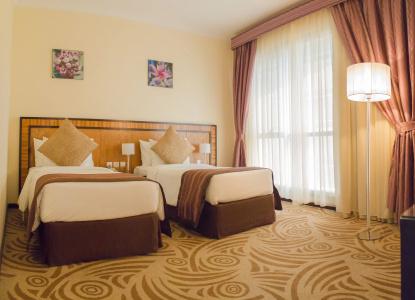 Al Majaz Premiere Apartment - 8
