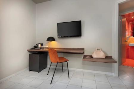 Hotel - 153