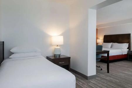 Hilton Garden Inn Daytona Beach Oceanfront - 91