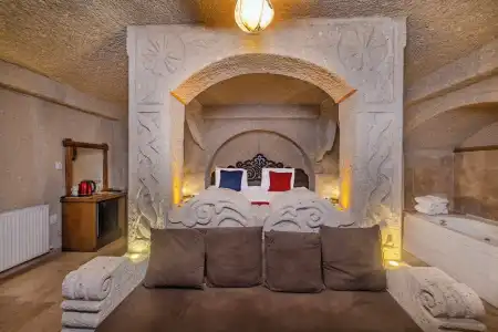 Sunset Cave - 143