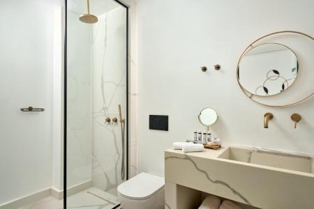 Alleys All-Suite & Spa - 8