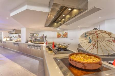 FERGUS Style Cala Blanca Suites - 10