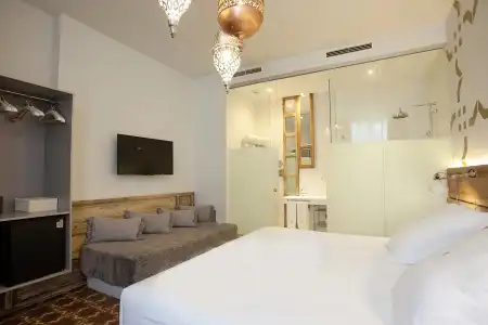 Madinat - 105