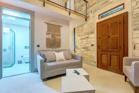 Navalia Otel - 108