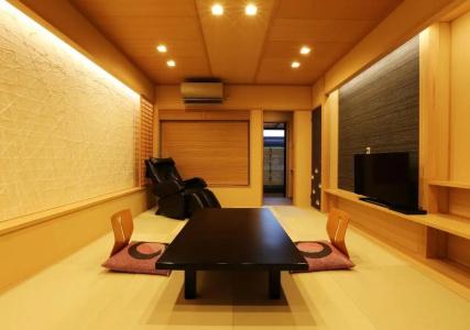 Arima Royal - 2