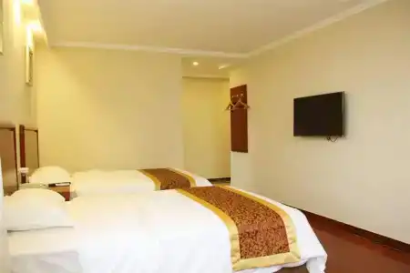 GreenTree Inn Xi'an Bell and Drum Tower Food Street Ancient City Wall Ximen Express - 4