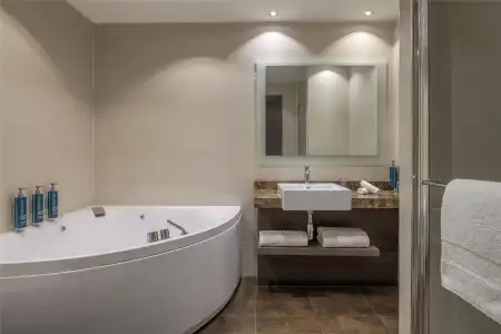 Hilton Geneva and Conference Centre - 67