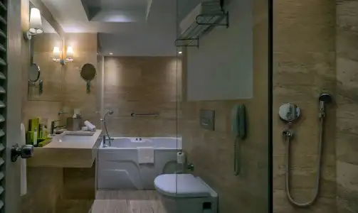 DoubleTree by Hilton Bodrum Marina Vista - 9
