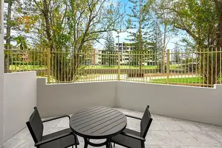 Palm Court Motor Inn - 24