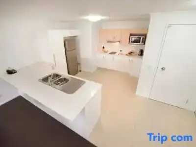 The Edge Apartment - 41