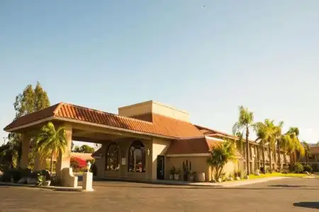 Motel 6 Anaheim Hills - 8
