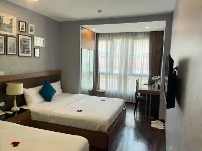 Golden Moon Suite - 51