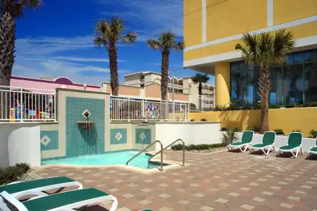Sheraton Virginia Beach Oceanfront - 14