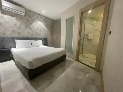 Le Luxe suites & SPA - 3