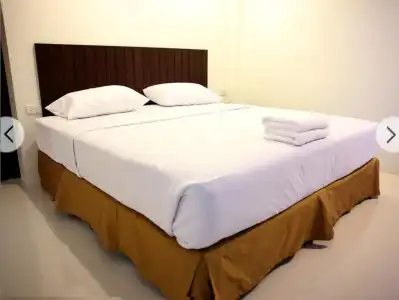Sunshine Hostel Hua Hin - 1
