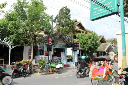 GRAND ROSELA Yogyakarta - 18
