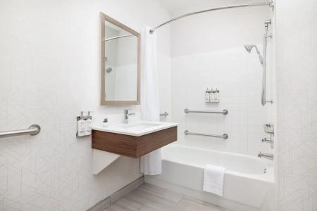 Holiday Inn Express Las Vegas - Stadium Area by IHG - 69