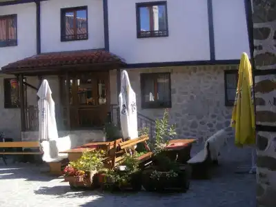 Todeva House - 8