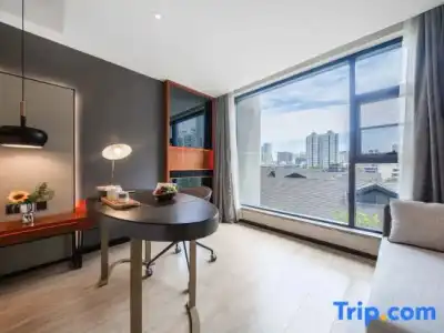 Atour S Tai Koo Li Chengdu - 86