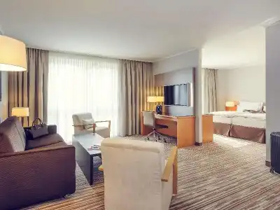 Park Inn by Radisson Düsseldorf Kaarst - 60
