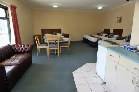 Jacksons Motor Inn - 115