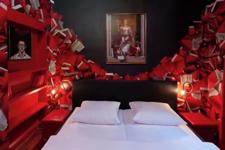 Arte Luise - Digital Check In - 24