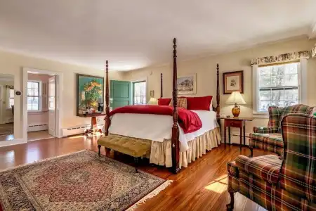 Wilburton Inn - 158