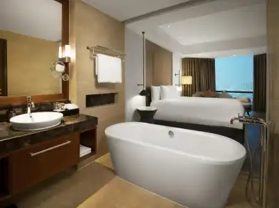 Sheraton Hanoi West - 36