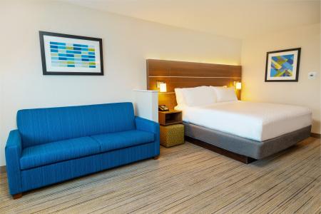 Holiday Inn Express & Suites Las Vegas - E Tropicana by IHG - 15