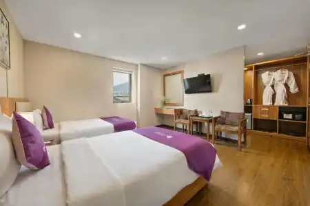 Lavender Riverside - 57