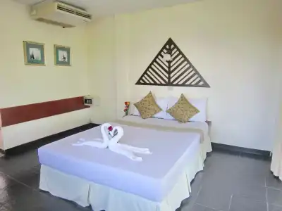 Thaniza Beachfront Resort - 39