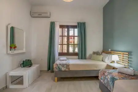 Georgia Vicky - 75