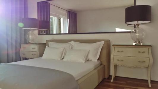 Refresh Boutique Apartments - 117