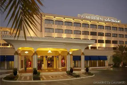 Le Meridien Abu Dhabi - 1