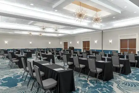 Doubletree South Bend - 17