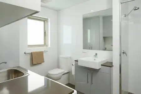 Baileys Serviced Apartments - 39