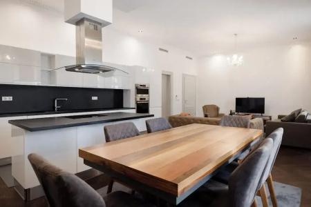 Luxury Style Apartments - 138
